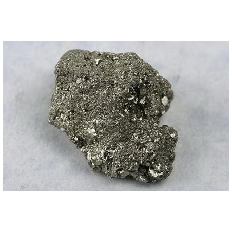 ÉTINCELLE DE PYRITE 3-4 CMS. (PROTÈGE ET ATTIRE LES RICHESSES)