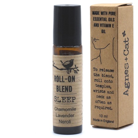Agnes & Cat Lake Breeze Wellbeing Gift Set - Handmade Soap, Solid Shampoo, Lip Balm and Roll-on Oil