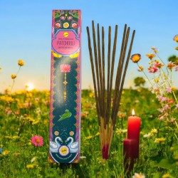パチョリインセンス SREE VANI ゴールデンインド-15grの1パック。