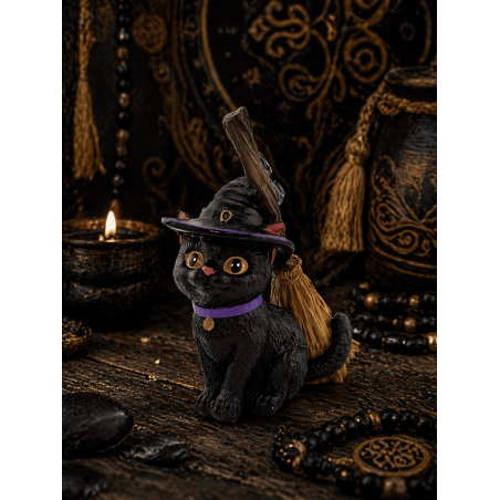 Figurine en résine Chat Sorcière avec balai 11 cm.