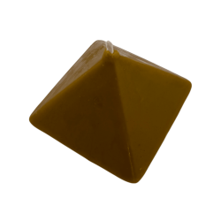 ピラミッド型ハニーキャンドル 10x10x7 - エソテリックキャンドル