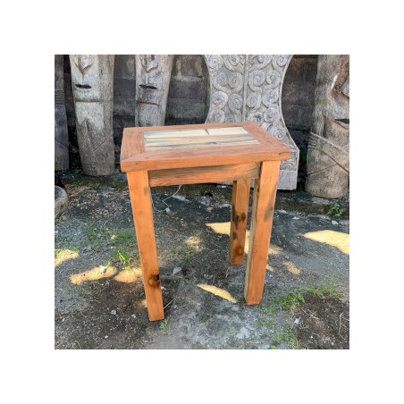 Stehtisch - Ausstellungsständer - Recyceltes Holz